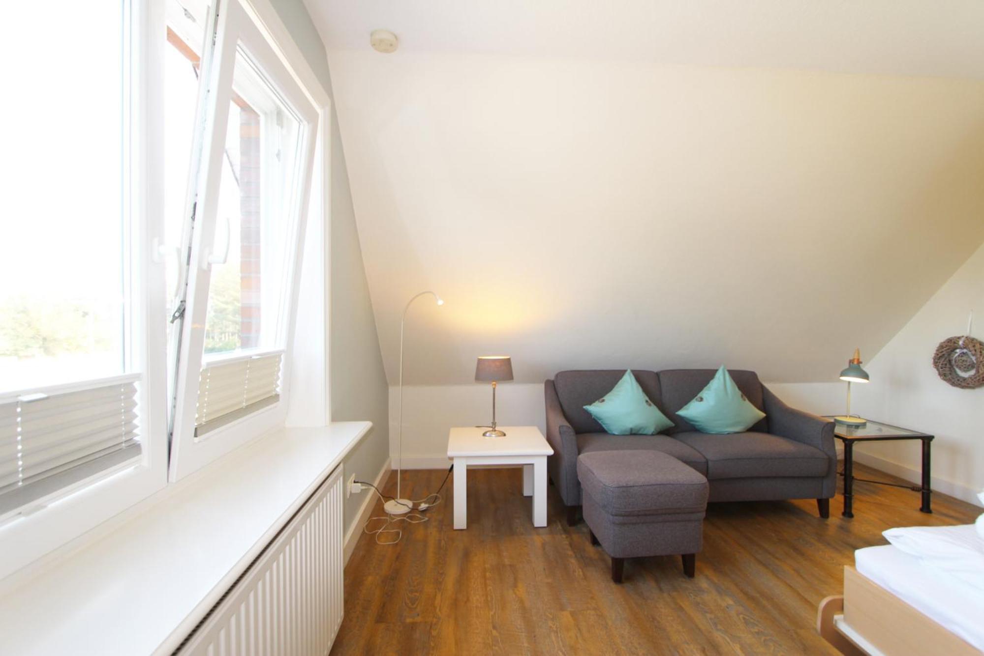 Haus Guenther - Mittelweg 1, App 1 Wenningstedt-Braderup Екстериор снимка
